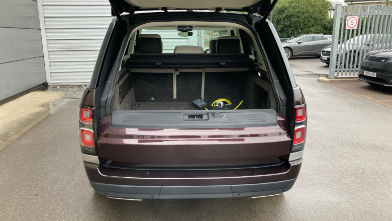 Land Rover Range Rover 2.0 P400e Vogue 4dr Auto Estate